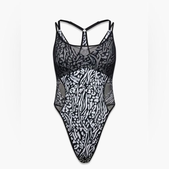 NWT- SAVAGE x FENTY- 1-ON-1 BODYSUIT-BLACK CAVIAR X INSTINCTS PRINT-Size XS - Picture 1 of 16